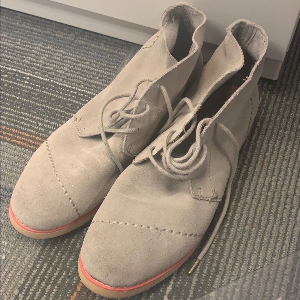 Toms Booties!